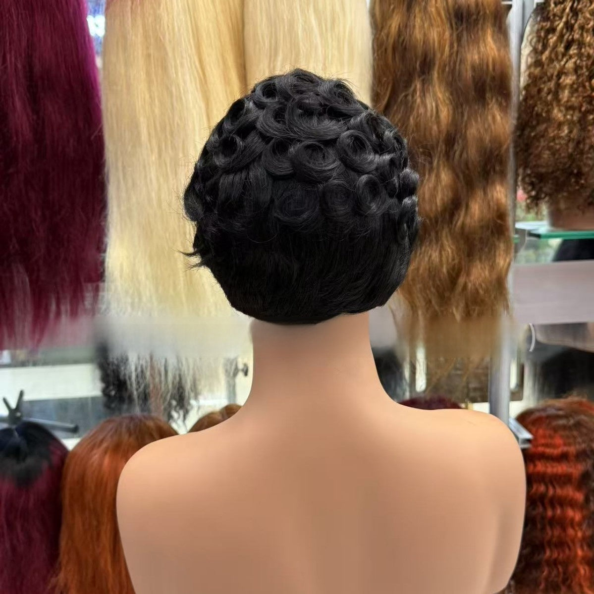 Short Curly Human Hair Wig