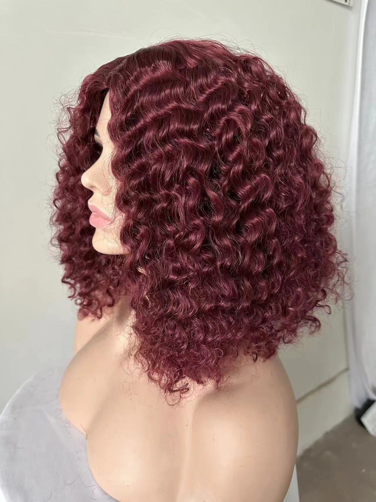 Lace Front Curly Synthetic Wig in Burgundy